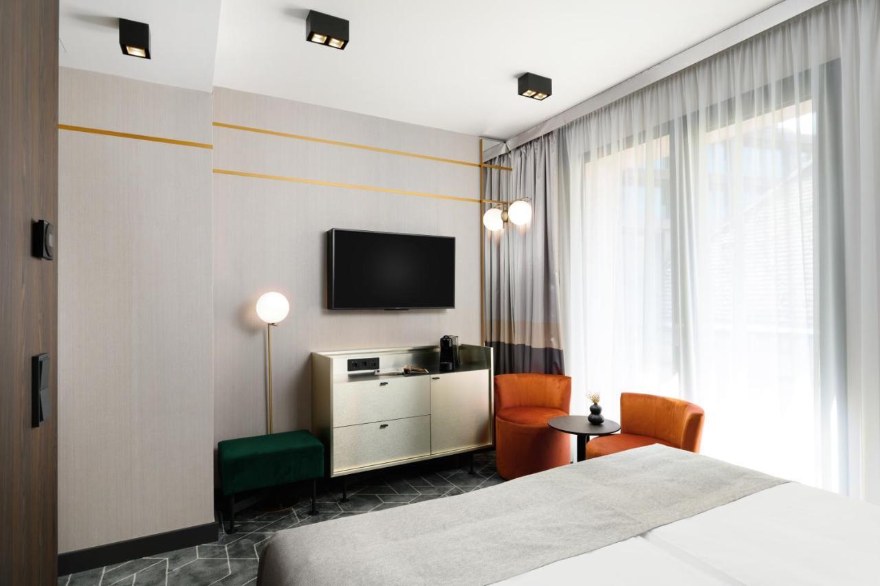 Emerald Hotel By Continental Group بودابست المظهر الخارجي الصورة