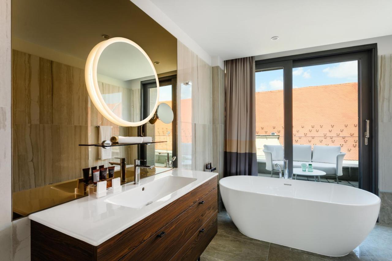 Emerald Hotel By Continental Group بودابست المظهر الخارجي الصورة