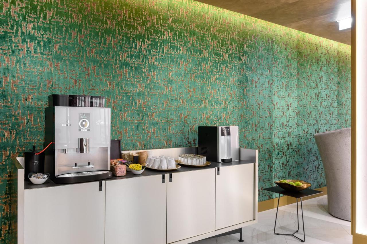 Emerald Hotel By Continental Group بودابست المظهر الخارجي الصورة